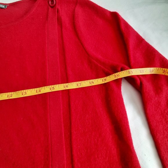 - Eric Alexandre sweater.Red wool. Size Large. Long Sleeve - Picture 6 of 9